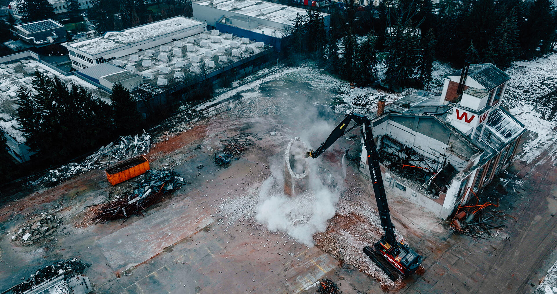 SoMe EXC EC750EHR Chimney Demolition 1920x1013